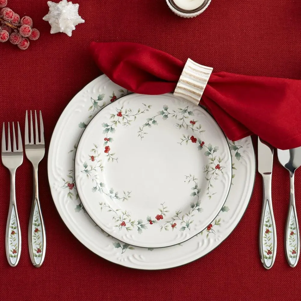 Pfaltzgraff® Winterberry® Set of 4 Dinner Plates- Dinner Plates